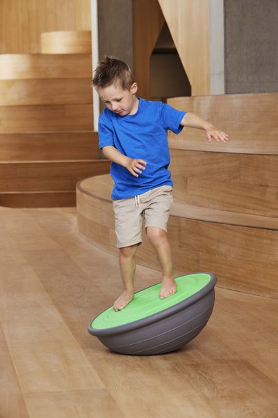 Balansebrett Giant – balanselek for hele kroppen